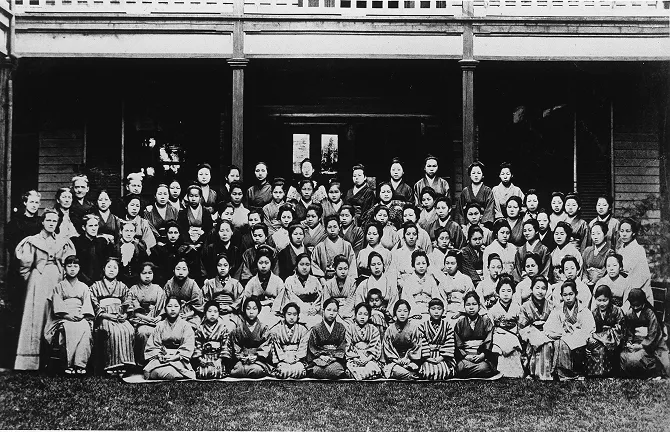 1890年女子学院成立